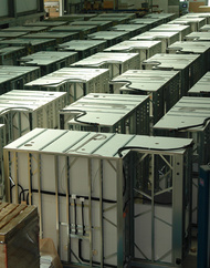 Just in Time Fertigung von 311 Fertigbädern .