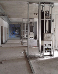 Huter Installationselement als Raumtrennwandelement.